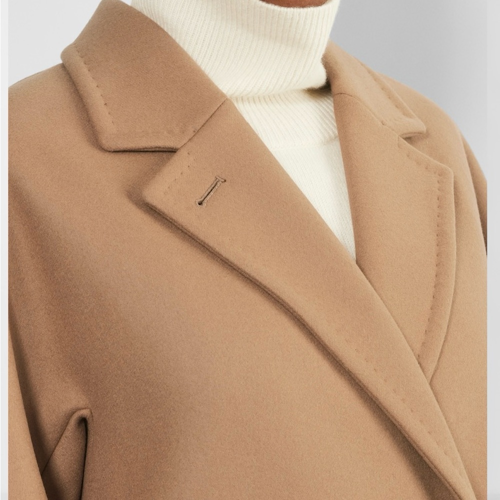 Babaton The Slouch Coat Camel